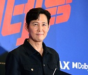 [MD포토] 이정재 '베테랑 기대합니다'