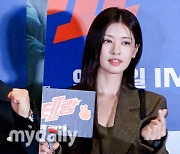 '열애설 노코멘트' 정해인・정소민, '베테랑2' VIP시사회 나란히 참석 '시선 집중' [MD현장]