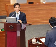 김문수 "쿠팡 물류센터 온도측정 거부? 금시초문…한다면 위법"