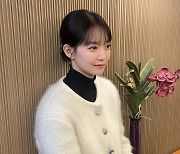 신민아, 이러니 ♥김우빈 반하지…40세 안 믿기는 청순美