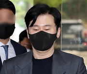 양현석 '고가 시계 받고 세금 안낸 혐의' 기소…양씨 측 "검찰 결정에 유감"