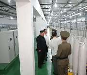 North Korea publicly discloses uranium enrichment facility for first time