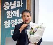 "기본소득이 공산당? 한물간 논쟁, 코로나 재난지원금을 보라"