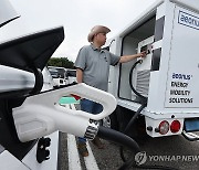 추석연휴 이동형 전기차 무료 충전 서비스 이용하세요