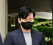 YG 양현석, 또 검찰 기소…명품 시계 미신고 반입 혐의