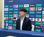 [케터뷰] '이승우에게 비수를 맞은' 김은중 감독 "이적 후 골 넣어 축하, 앞으로도 전북서 잘하길"