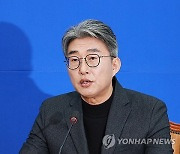 민주 "尹정부, 여야의정 협의체 밥상 일부러 걷어차"