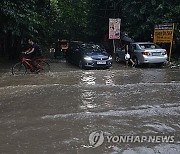 INDIA WEATHER RAIN