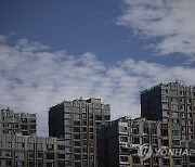 CHINA HOUSING