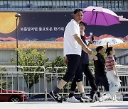 추석 전국 대부분 지역서 소나기…한낮 최고 34도[내일날씨]