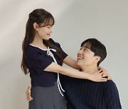 '10월 결혼' 송지은♥박위, 추석에도 한몸 "사랑 넘쳤던 여름"