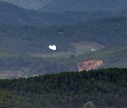 끊임없는 오물 풍선···남북, 물러서지 않은 까닭 ‘네 줄 요약’