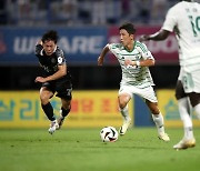 '6-0 대승' 이영재가 밝힌 비결 "감독님이 포지셔닝 잘 알려줘...위닝 멘탈리티가 중요"[수원톡톡]