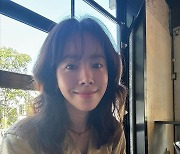 '최정훈♥' 한지민, 10살 연하 만나는 동안 미모…추석 근황 공개