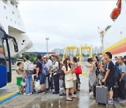 인천항 '한·중 페리' 이용객 급증