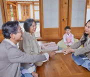 “추석 때 용돈 건넸다면 ‘차용증’ 써야” 소액 현금도 세금 문제 생긴다[머니페스타]