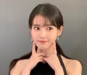 ‘데뷔 16주년’ 아이유, 2억 2500만원 기부…“좋은 선물 되기를”