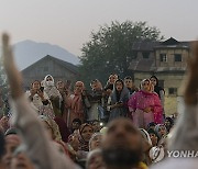 APTOPIX India Kashmir Festival