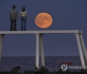 Britain Supermoon