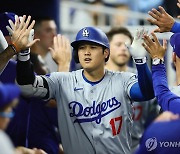 오타니, 침묵 깨고 48홈런-48도루…MLB 아시아선수 최다 219홈런