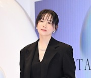 이영애 '고품격 블랙'