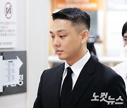 경찰 '동성 성폭행 혐의' 유아인 불송치…"증거 불충분"