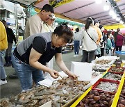 "자연산 대하 본고장으로 오세요"…태안서 21일부터 축제