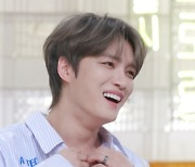 "이런 두께 처음" 김재중, 父에 두둑한 용돈 뭉치 플렉스