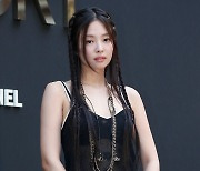 블랙핑크 제니, 실내 흡연 논란 언급 "대중 왜 화내는지 이해"