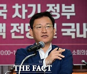 축사하는 김형동 [포토]