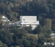 [사설]‘공사비 대납’ 강요까지… 용산 졸속 이전이 부른 복마전