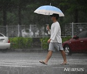 호우특보 내려진 광주·전남, 시간당 최대 60㎜ 강한 비