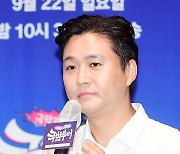 [ST포토]  '극한투어' 연출 소감 전하는 손창우CP