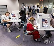 USA ELECTIONS VOTING