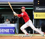 [MD포토] 박성한 '3루 강습 타구'