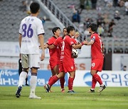 K리그2 충남아산, 전남에 2-1 역전승 거두며 리그 3위 도약