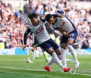 [속보] 손흥민 시즌 첫 AS 터졌다!…존슨 2-1 역전골 도움 (전반 30분)