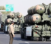 IRAN GOVERNMENT DEFENSE PARADE