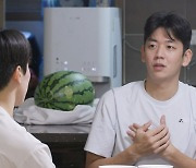 '돌싱 7년차' 이용대, 열애 고백…"이혼 후 결혼 전제로 만난 연인 있어" ('미우새')