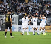 '이기제 극적 결승골' 수원, 성남에 2-1 역전승…K리그2 4위 도약