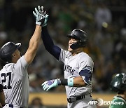 '역시 오타니 제친 1위 타자' 저지, 54홈런 작렬... '659HR 전설' 이은 NY 레전드 등극