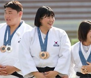 '유도' 허미미, 양준범X강현석과 축구장 삼각 로맨스...안정환 반응은? ('뭉찬')