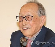 104세 김형석 교수 "해로운 걸 멀리해야 오래 산다"