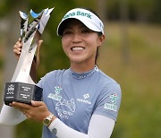 리디아 고, LPGA 크로거 퀸시티 챔피언십 우승 … 우승컵 들고 韓온다