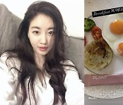 김사랑, 놀라운 아침 식단 공개…뭐 먹나 보니