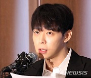 '세금 4억 체납' 박유천, 은퇴 번복하더니…일본서 솔로데뷔