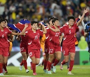 ‘일본도 꺾었다’ 북한, 8년 만에 FIFA U-20 여자 월드컵 우승, ‘통산 세 번째’