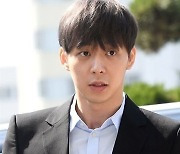 “새로운 모습 보여줄 것” 마약·4억 체납 박유천, 日서 기자회견