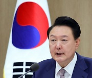 野 직격한 尹 "'체코원전 덤핑수주' 근거 없는 낭설 개탄스러워"