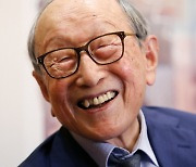 105세 김형석 교수…"백년 넘게 살아보니 사랑의 본질은 '이것'"